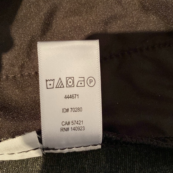 LOFT size:6 dark charcoal pants, Gently used, thicker fabric for fall/winter. - Picture 6 of 7